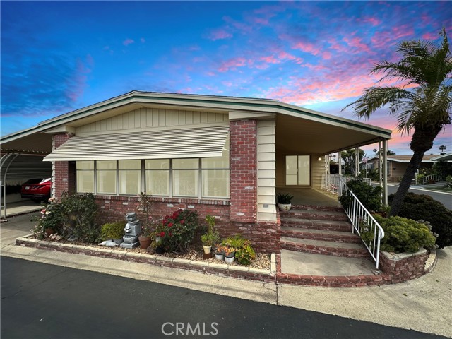 Property photo of 24701 Raymond WY