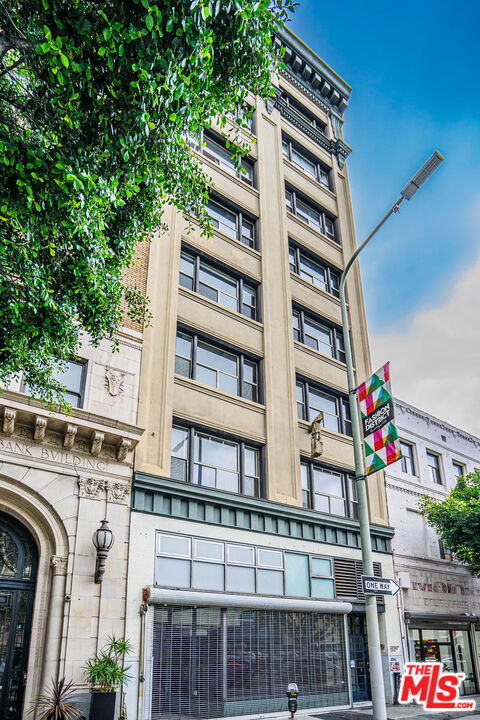 Property photo of 812 S Spring ST