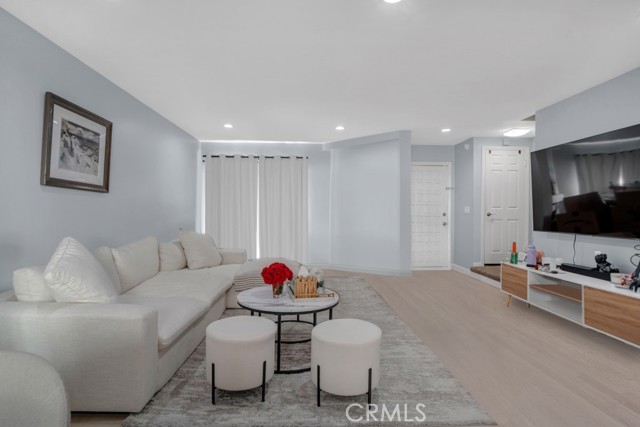 Property photo of 14319 Addison ST