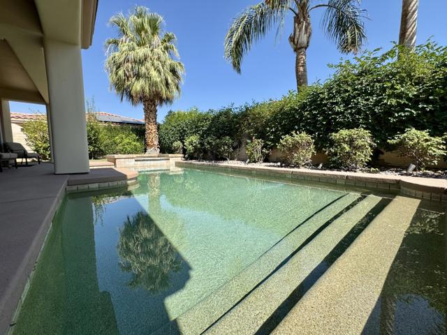 Property photo of 34 Calle La Reina