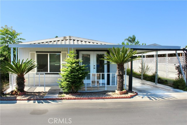 Property photo of 601 N Kirby ST