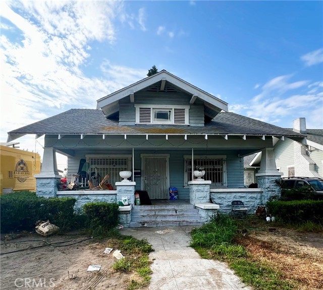 Property photo of 1040 W 45th ST