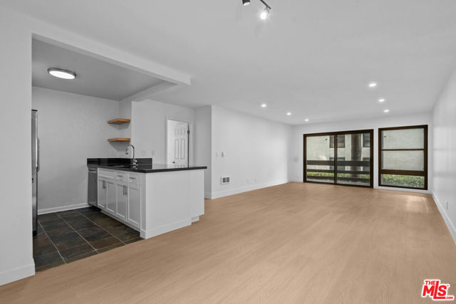 Property photo of 7740 Redlands ST
