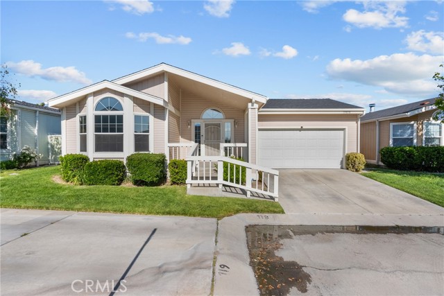 Property photo of 27828 Spyglass LN