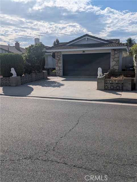 Property photo of 2212 Lark Bay LN