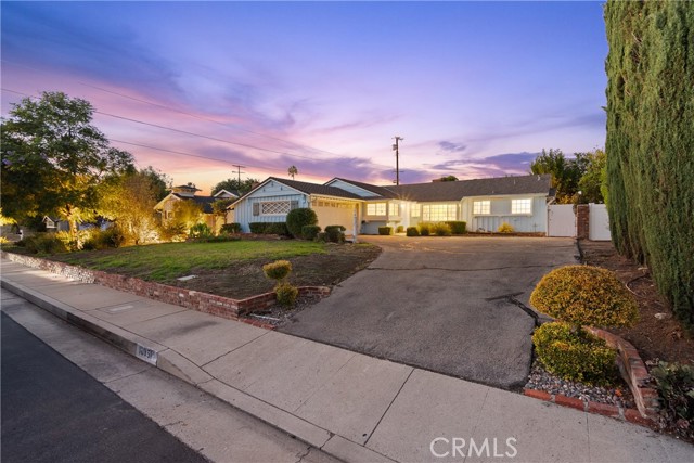 Property photo of 16951 Knapp ST