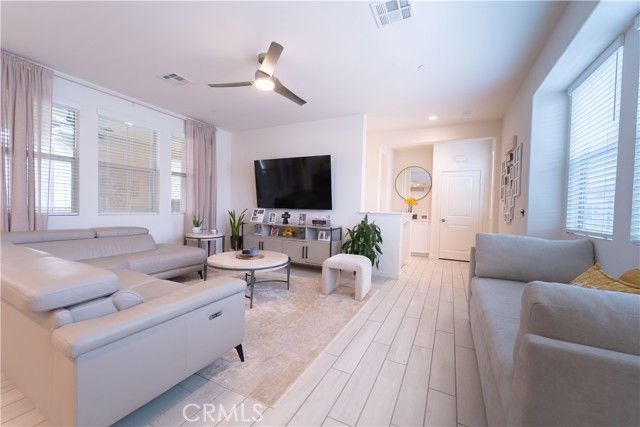 Property photo of 16040 Parkhouse DR