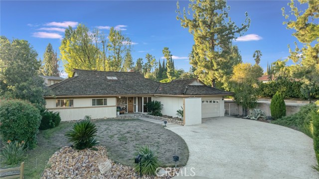 Property photo of 10261 Calvin