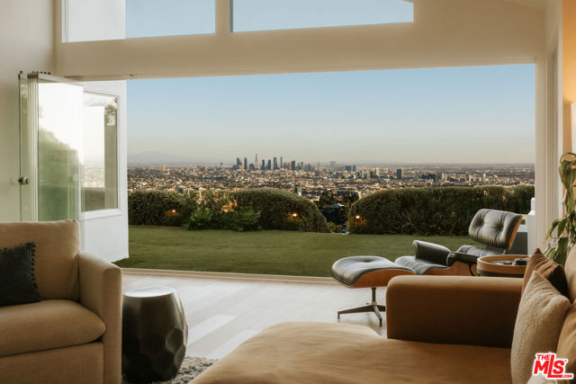 Property photo of 2669 Larmar RD