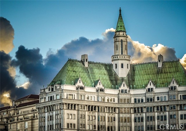 Property photo of 800 E Ocean BL