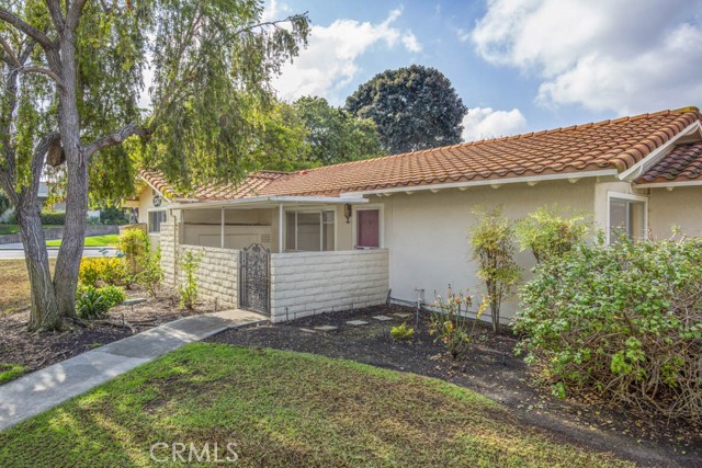 Property photo of 2347 Via Mariposa