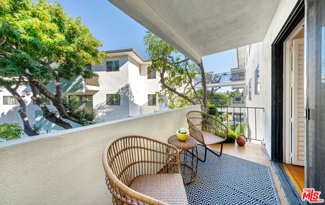 Property photo of 5000 S Centinela AV