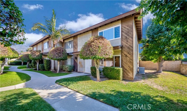 Property photo of 918 Huntington Dr