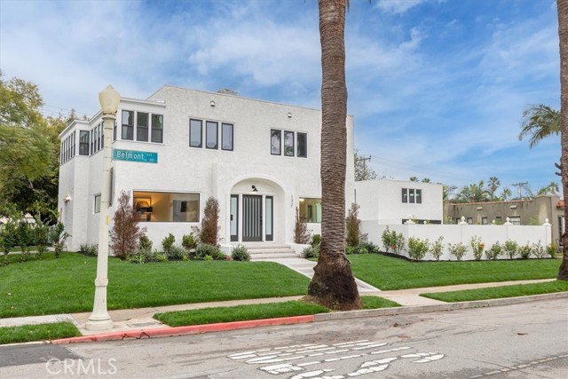 Property photo of 132 Belmont AV