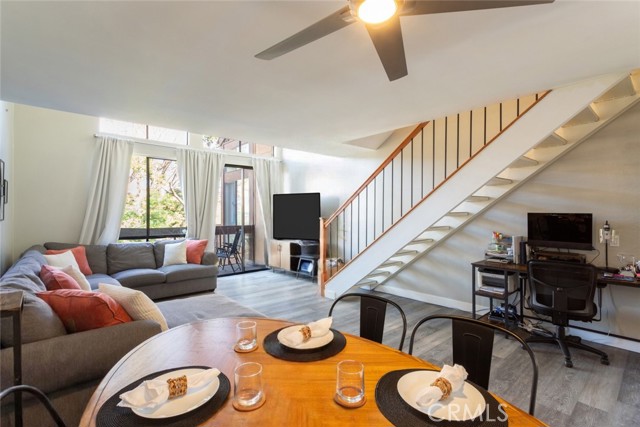 Property photo of 13984 Edgewater DR