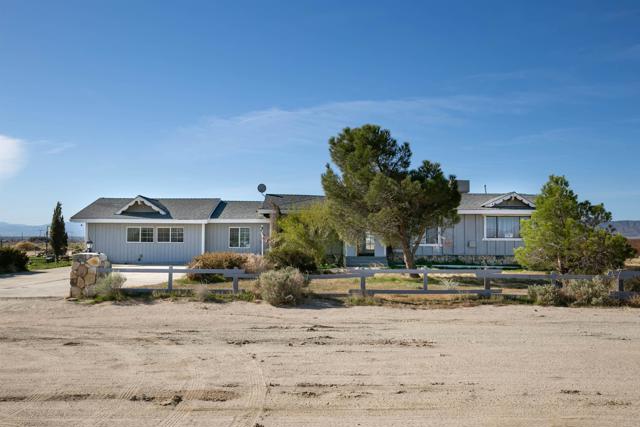 Property photo of 5110 W Avenue G-12