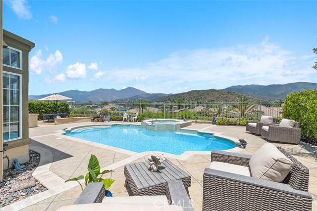 Property photo of 28 Thorn Oak