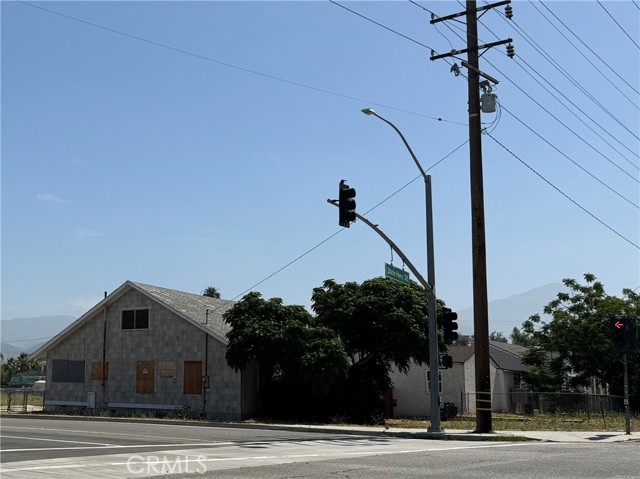 Property photo of 1703 Mentone BL