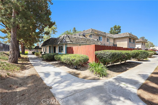 Property photo of 2536 Bryn Mawr LN