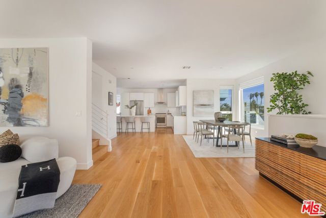 Property photo of 11724 Culver BL