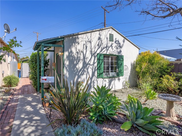 Property photo of 1216 N Lincoln ST