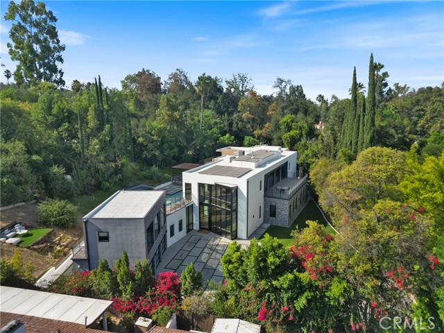 Photo of 4653 Vanalden Av