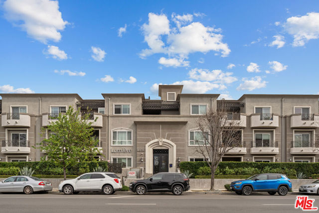 Property photo of 4424 Whitsett AV