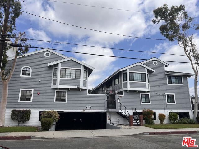 Property photo of 4345 W 154th ST