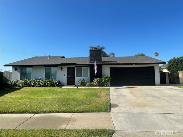 Property photo of 880 W Pine