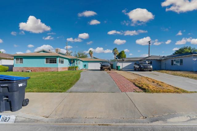 Property photo of 1127 Ave J9