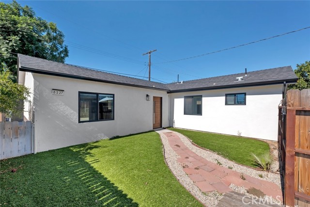 Photo of 8127 Radford Av