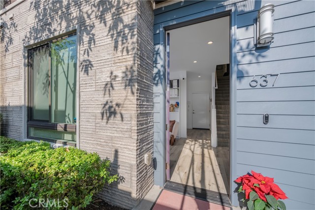 Photo of 637 Cardiff Reef