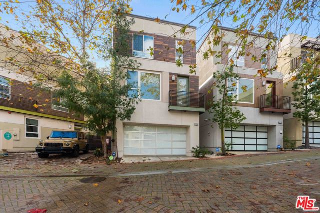 Property photo of 6738 W Gill WY