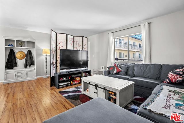 Property photo of 4358 Mammoth AV