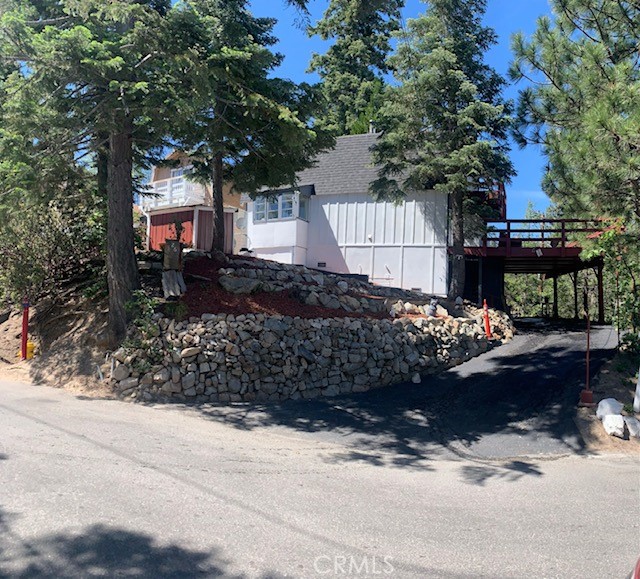 Property photo of 26325 Lake Forest DR