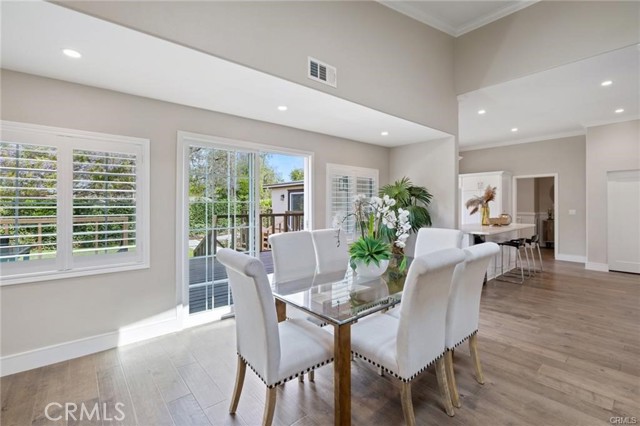 Property photo of 14501 Greenwood LN