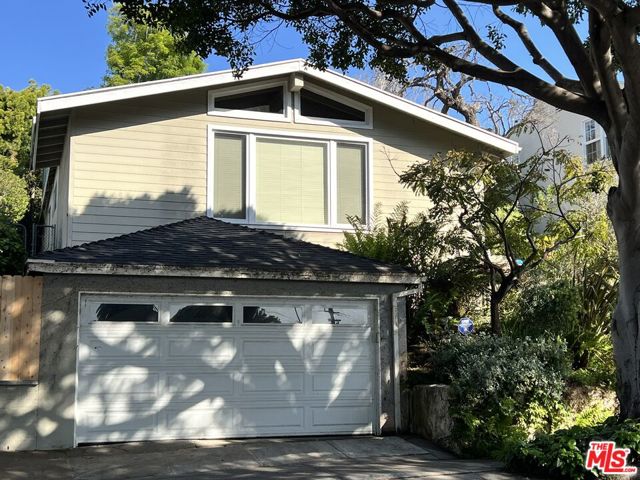 Property photo of 2201 Navy ST