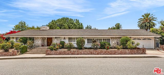 Property photo of 16560 Park Lane CR