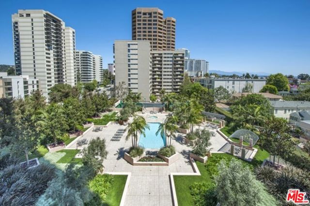 Property photo of 10490 Wilshire BL