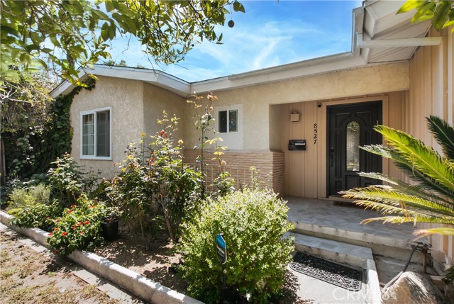 Property photo of 8527 Casaba AV