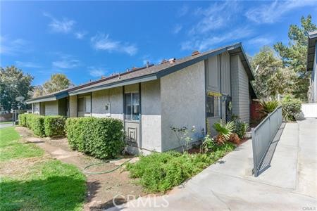 Photo of 6249 Avenue Juan Diaz