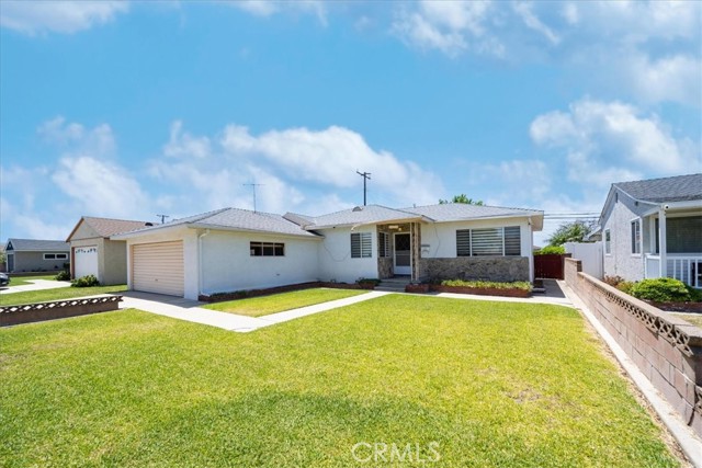 Property photo of 11815 Rimrock DR
