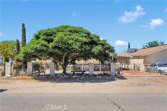 Property photo of 16508 Pine ST
