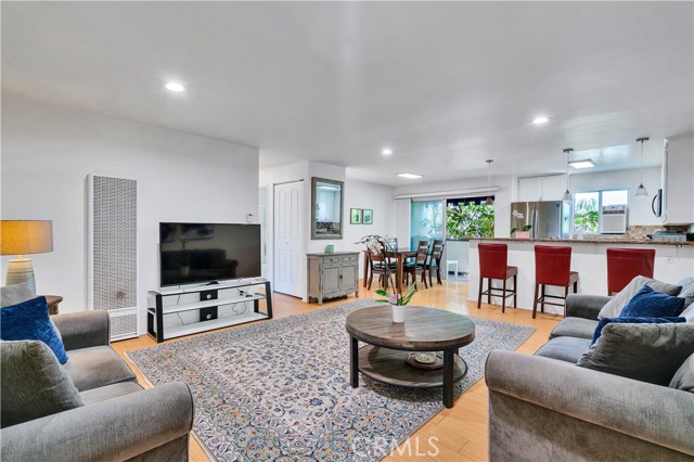 Property photo of 18530 Hatteras ST