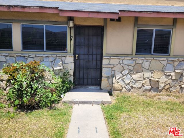 Property photo of 7 Scottsdale DR