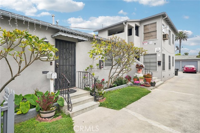 Property photo of 494 Almond AV