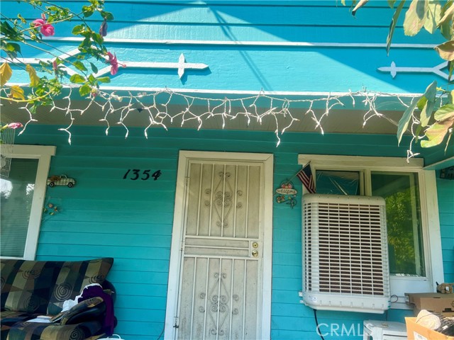Property photo of 1354 N Arrowhead AV