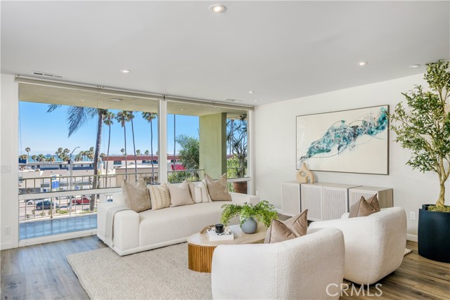 Property photo of 3901 E Livingston DR
