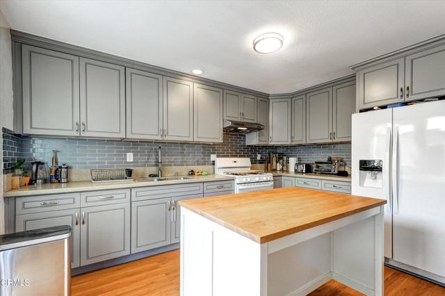Property photo of 12557 Pinehurst ST
