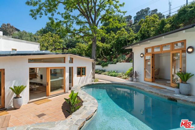 Property photo of 2145 Sunset Crest DR